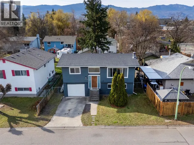 909 Grenfell Court, Kelowna, British Columbia V1Y8C5