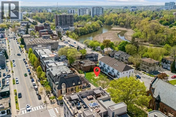 132 DUNN Street, Oakville, Ontario L6J3E2