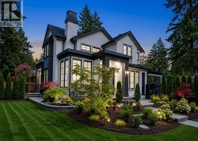 1395 W 21ST STREET, North Vancouver, British Columbia V7P2E1
