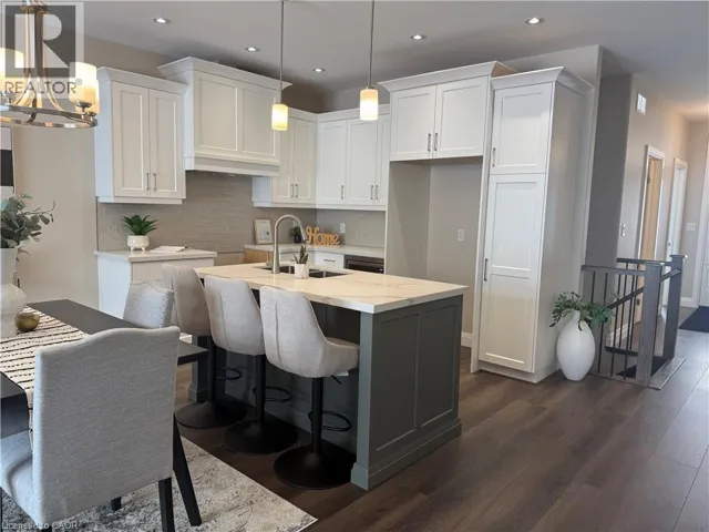 375 ARGYLE Avenue, Delhi, Ontario N4B0B2