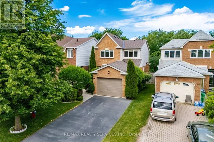 38 FURROWS END, Brampton (Heart Lake West), Ontario L6Z4S5