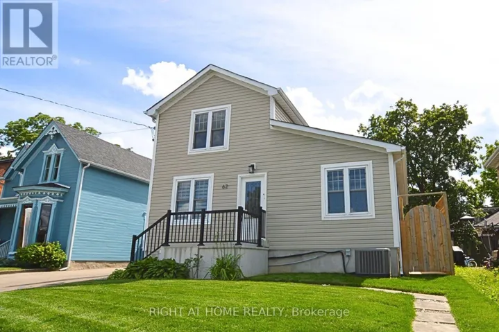 62 CHARLES STREET, Milton (OM Old Milton), Ontario L9T2G7