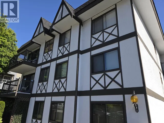 313 145 W 18 STREET, North Vancouver, British Columbia V7M1W5