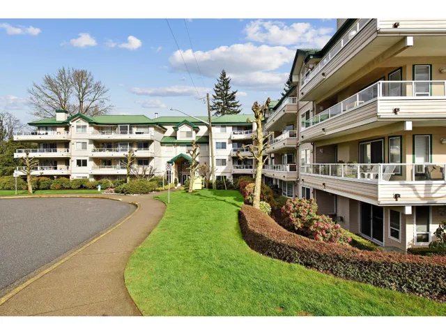 448 2750 FAIRLANE STREET, Abbotsford, British Columbia V2S7K9