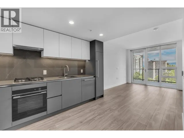1702 2135 SPRINGER AVENUE, Burnaby, British Columbia V5B0C1