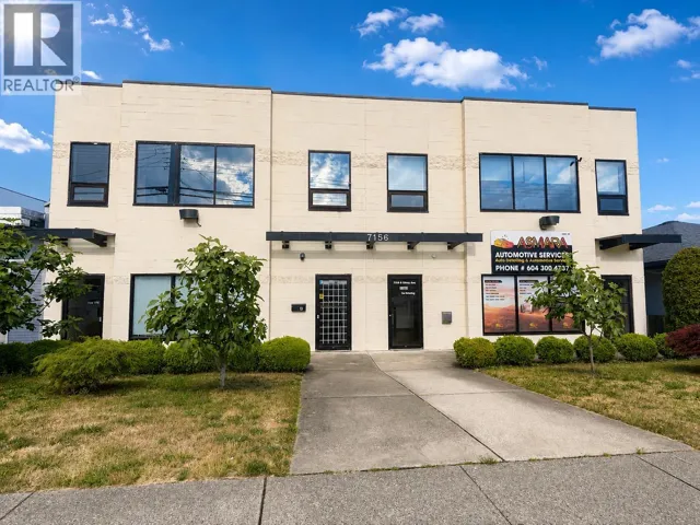 A UPPER 7156 GILLEY AVENUE, Burnaby, British Columbia V5J4X2
