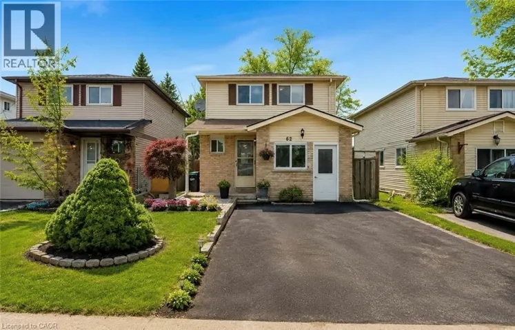 62 CORBETT Drive, Barrie, Ontario L4M5V2