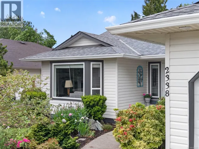 2338 9th St E, Courtenay, British Columbia V9N8Z2