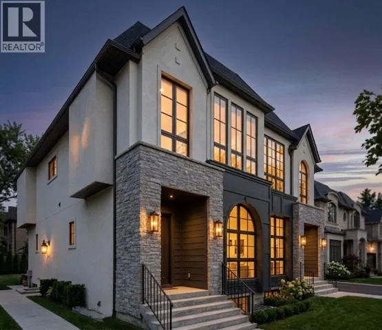 2420 21 Street NW, Calgary, Alberta T2M3W2