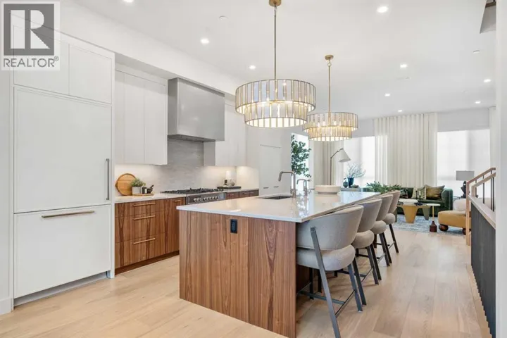 44 Greenwich Common NW, Calgary, Alberta T3B6P3