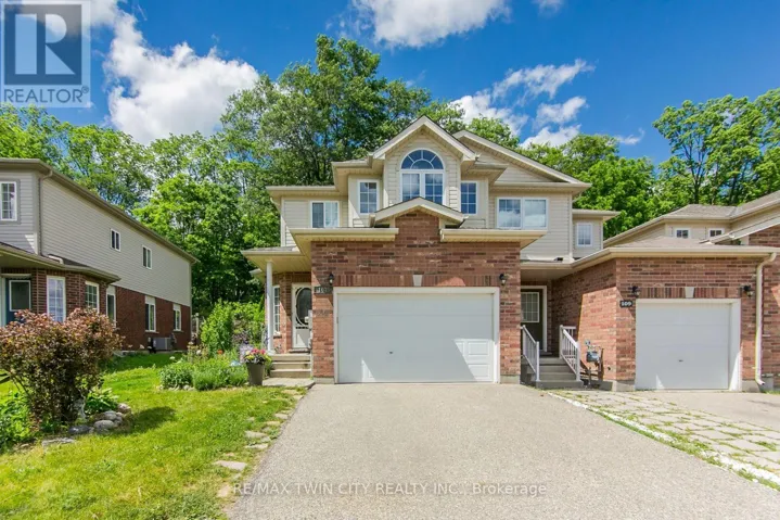 107 UPPER MERCER STREET, Kitchener, Ontario N2A4N1