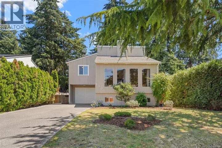 450 Terrahue Rd, Colwood, British Columbia V9C2B5