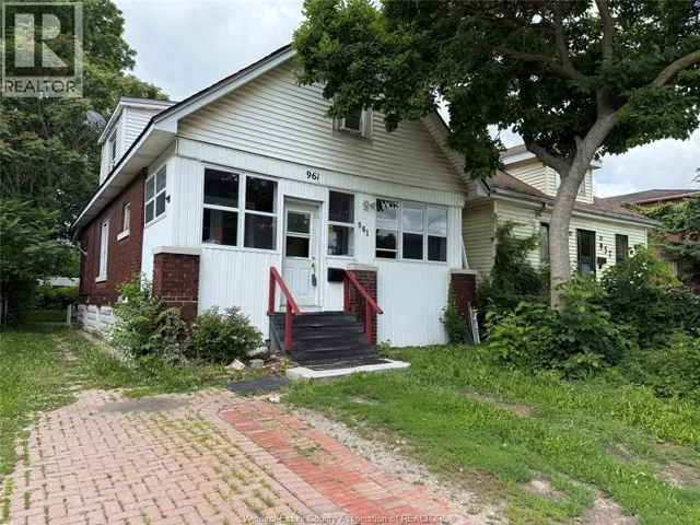 961 CAMPBELL, Windsor, Ontario N9B2J4