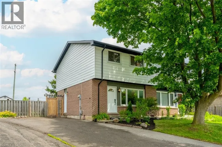 47 HOPEWELL Crescent, Stoney Creek, Ontario L8J1P3