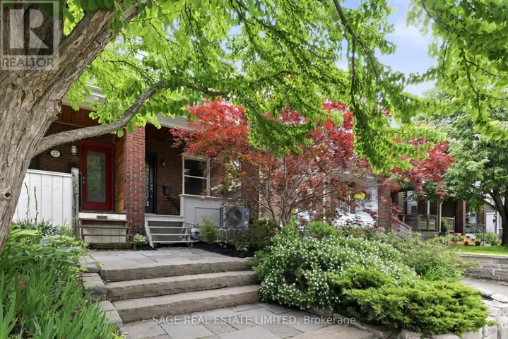 25 LAWLOR AVENUE, Toronto (East End-Danforth), Ontario M4E3L8