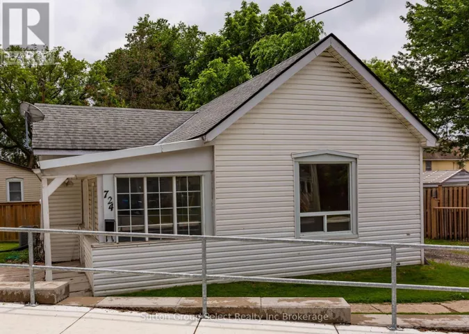 724 RATHBOURNE AVENUE, Woodstock (Woodstock - North), Ontario N4S4L5