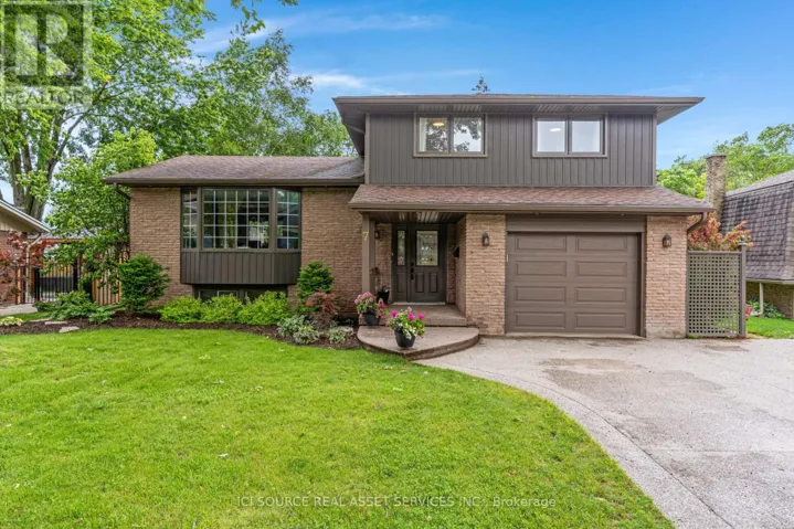 7 BLUE HERON COURT, Woolwich, Ontario N3B1S6