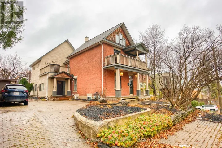 1 - 1-272 ROYAL AVENUE, Ottawa, Ontario K2A1T5