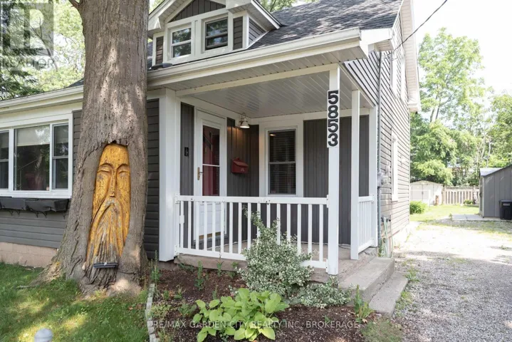 5853 MCLEOD ROAD, Niagara Falls (Arad/Fallsview), Ontario L2G3E5