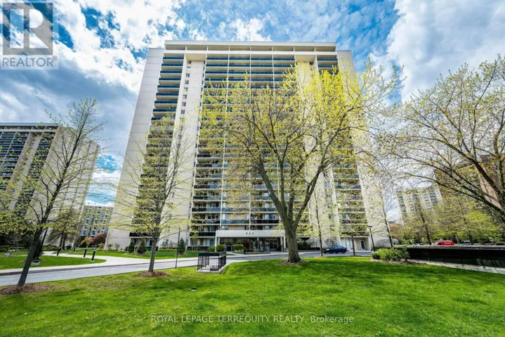 1902 - 820 BURNHAMTHORPE ROAD, Toronto (Markland Wood), Ontario M9C4W2