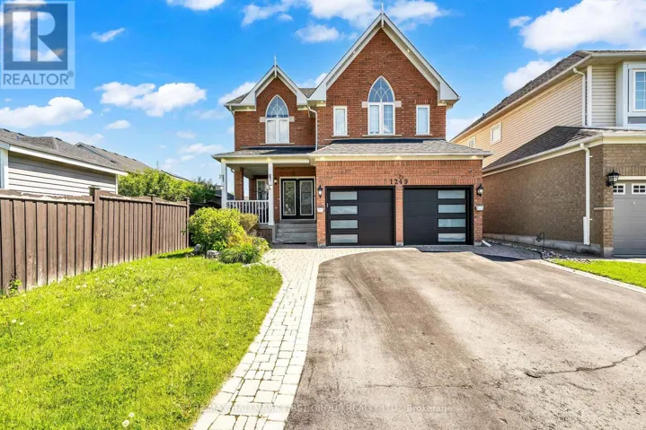 1249 LEACOCK COURT, Oshawa (Taunton), Ontario L1K2R3