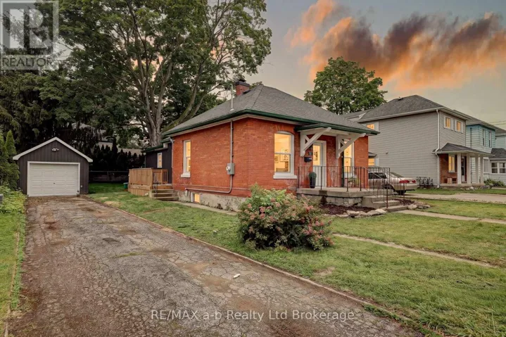 91 WINNIETT STREET, Woodstock (Woodstock - North), Ontario N4S5Z6