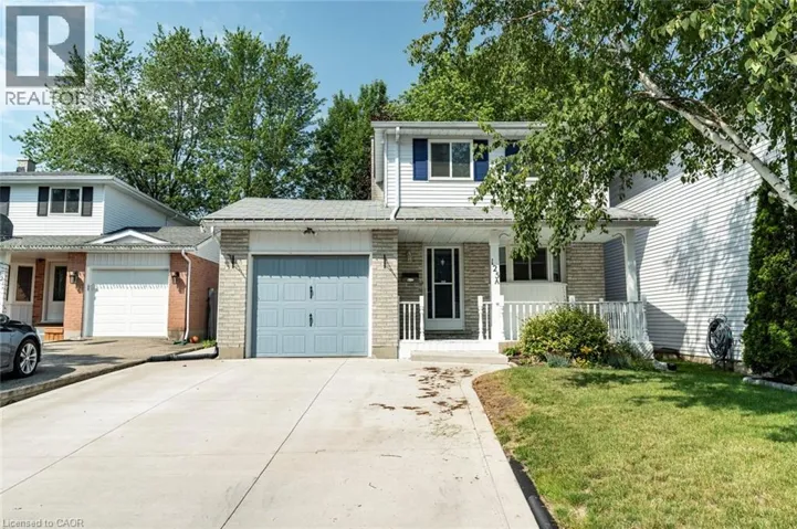 125 CORNERBROOK Crescent Unit# A, Waterloo, Ontario N2V1L3