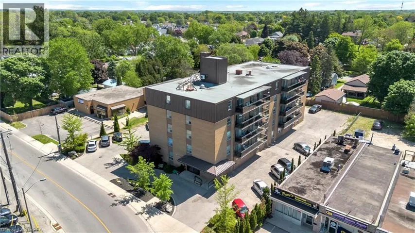 437 ST. PAUL Avenue Unit# 402, Brantford, Ontario N3R4N8