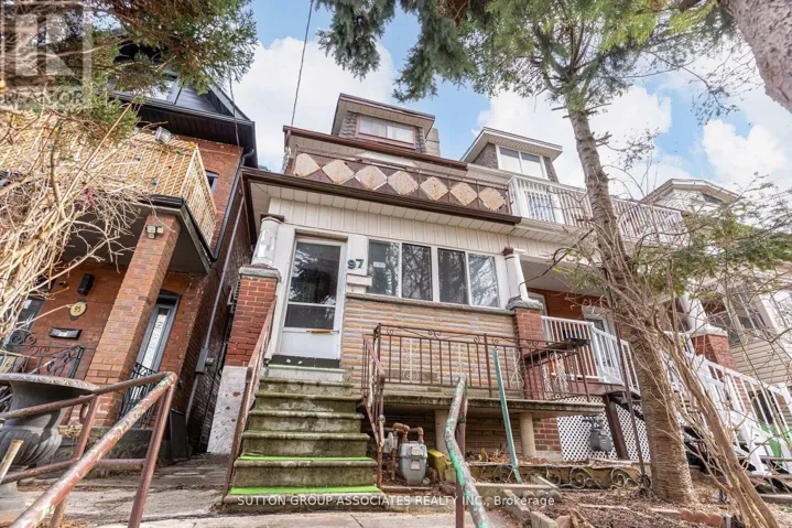 97 PENDRITH STREET, Toronto (Dovercourt-Wallace Emerson-Junction), Ontario M6G1R8