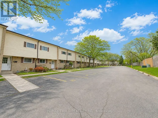 A5 - 211 VERONICA DRIVE, Kitchener, Ontario N2A2R8