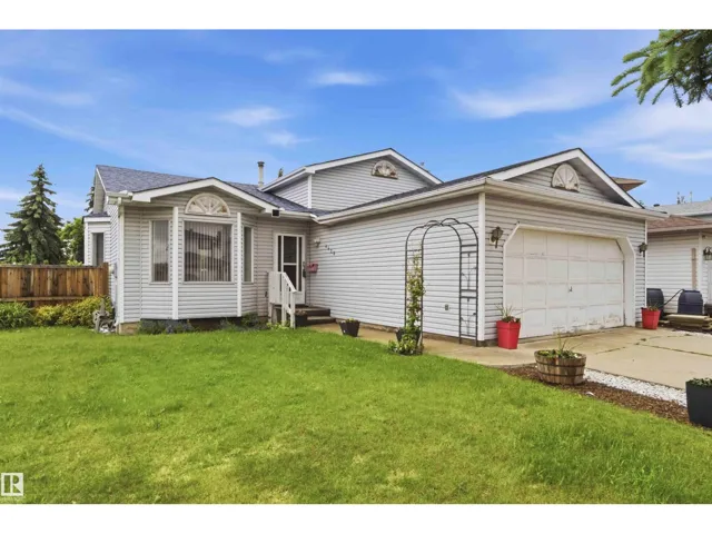 4428 11A AV NW, Edmonton, Alberta T6L6M4