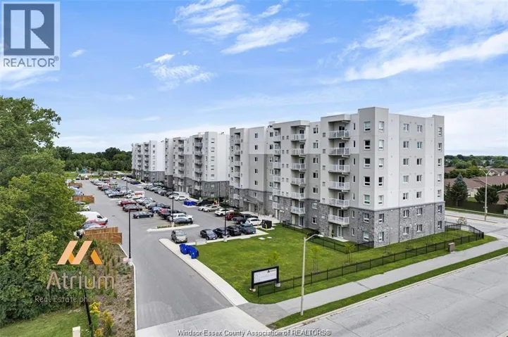 1675 BANWELL ROAD Unit# 106, Windsor, Ontario N8P0G6