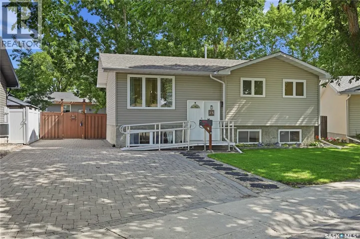 35 Blackman PLACE, Regina, Saskatchewan S4X1S3