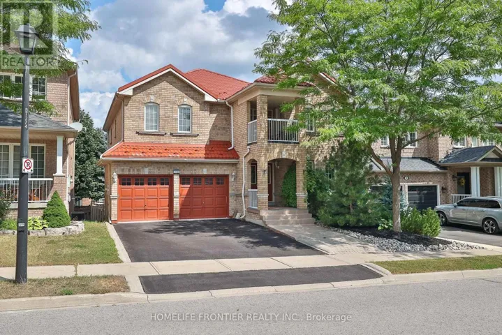 110 RED RIVER CRESCENT, Newmarket (Woodland Hill), Ontario L3X2R1