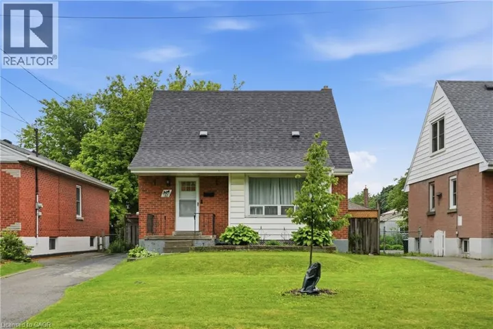 160 EAST 36TH Street, Hamilton, Ontario L8V3Z4