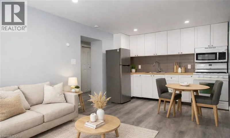 104 SOUTH Street E Unit# Lower, Aylmer, Ontario N5H1P8