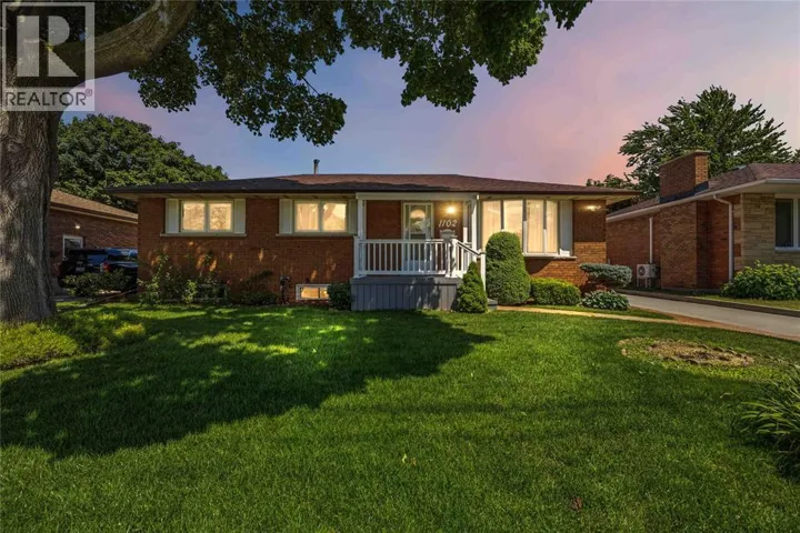 1102 Indian ROAD, Sarnia, Ontario N7V4C5