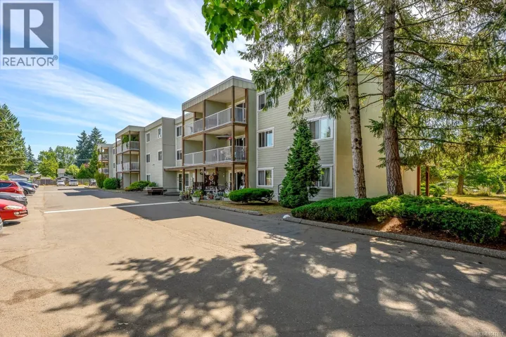 107 1130 Willemar Ave, Courtenay, British Columbia V9N3L9
