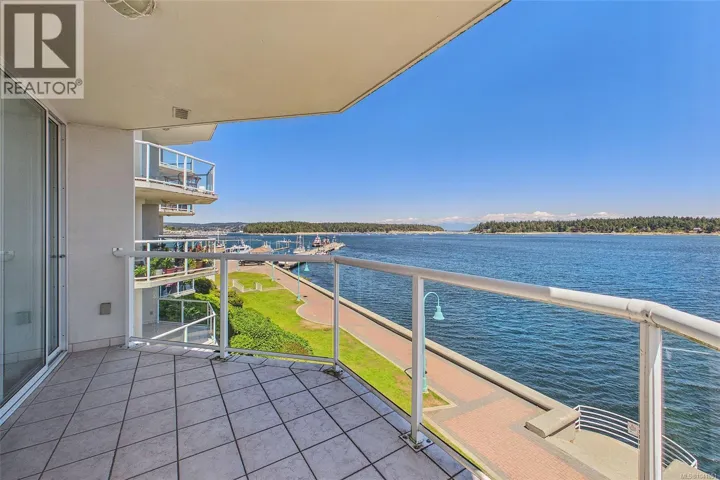 311 150 Promenade Dr, Nanaimo, British Columbia V9R6M6