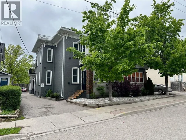 58 MADISON Avenue N, Kitchener, Ontario N2H2Z6