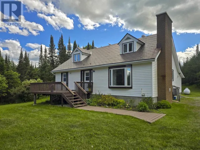 169 Centre RD, Kaministiquia, Ontario P0T1X0