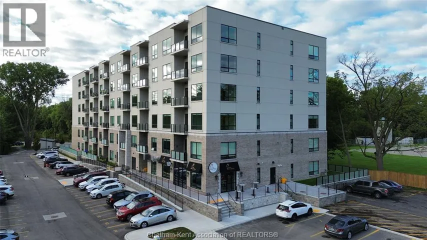 364 Grand AVENUE East Unit# 305, Chatham, Ontario N7L0H5