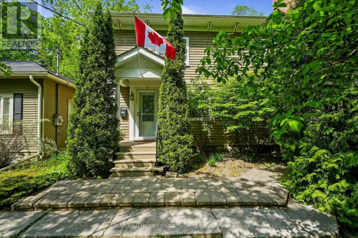 54 PINE STREET S, Port Hope, Ontario L1A3E9
