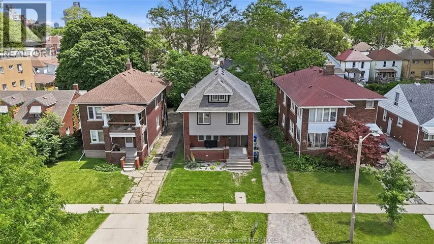 326-328 PARTINGTON AVENUE, Windsor, Ontario N9B2N5