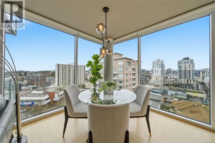 1202 989 Johnson St, Victoria, British Columbia V8V0E3