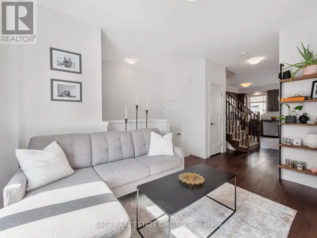 4 COULD LANE, Hamilton (Ancaster), Ontario L9G0H2