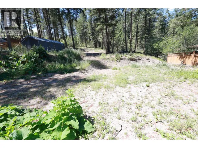 7968 Alpine Road, Kelowna, British Columbia V1Z3V4