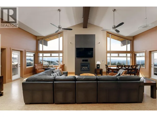 5030 Snowbird Way Unit# 405, Big White, British Columbia V1P1P3