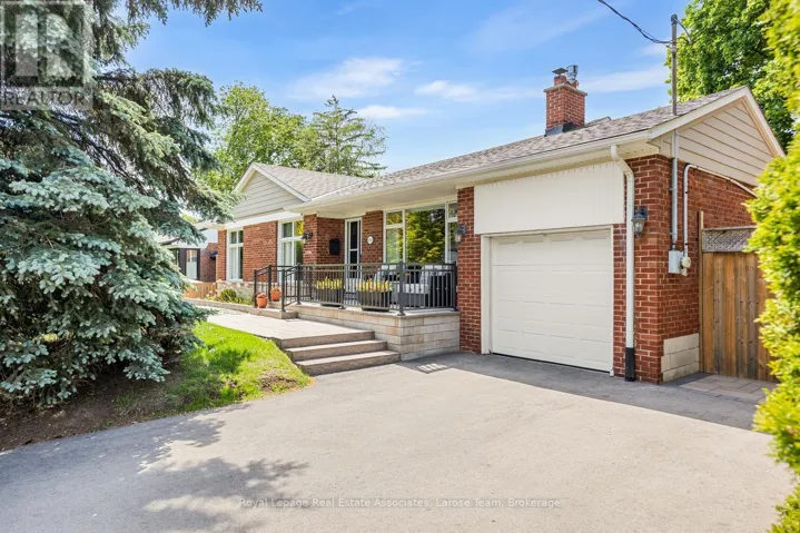 1481 GLENWATSON DRIVE, Mississauga (Lakeview), Ontario L5E2V8