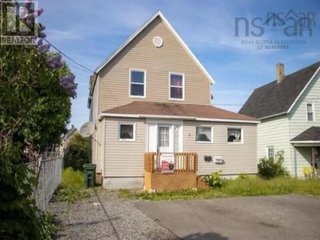 7 May Street, Glace Bay, Nova Scotia B1A3G8